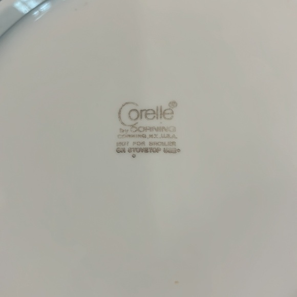 Corning Corelle "Indigo" Rimmed Cereal / Soup bowls. (Set of 2). - Picture 6 of 9